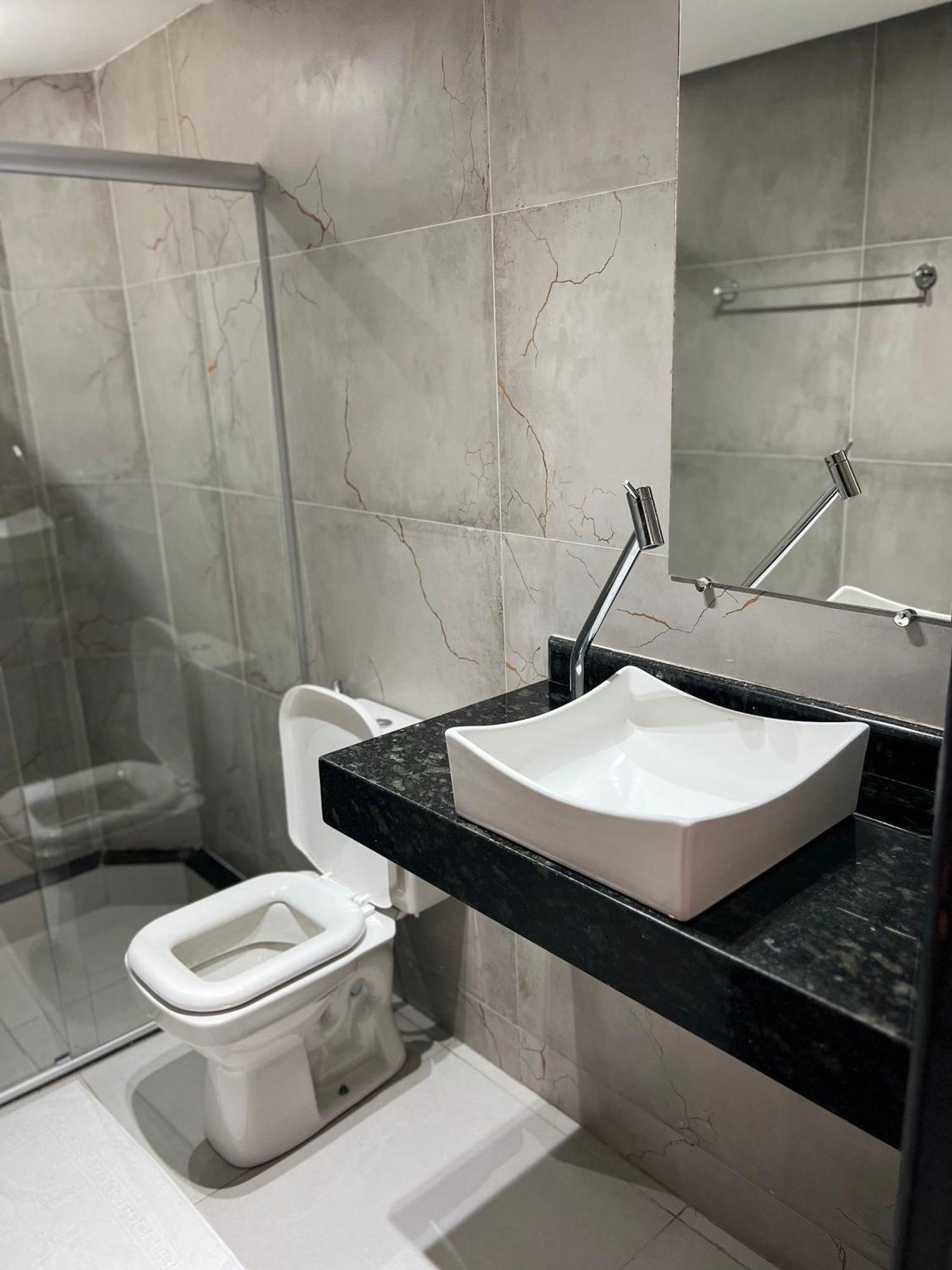 O Beira Mar Praia Hotel Esta Localizado Na Orla, Na Praia De Taperapuan, Cafe Incluso, Wi-Fi 500Mb, Piscinas, Estacionamento Privativo, Ar Condicionado Split, Smart Tv, Frigobar, Порто Сегуро Екстериор снимка