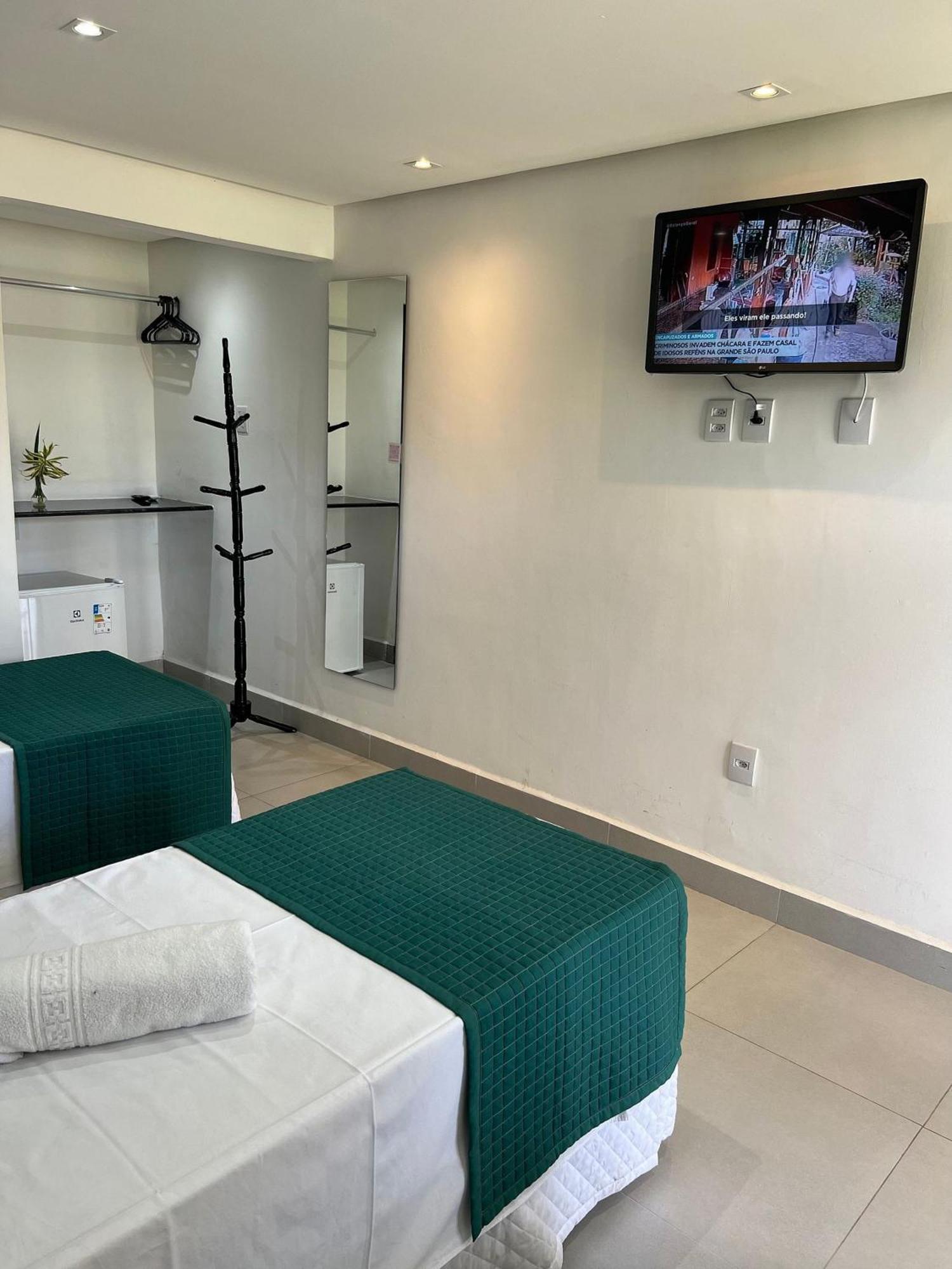 O Beira Mar Praia Hotel Esta Localizado Na Orla, Na Praia De Taperapuan, Cafe Incluso, Wi-Fi 500Mb, Piscinas, Estacionamento Privativo, Ar Condicionado Split, Smart Tv, Frigobar, Порто Сегуро Екстериор снимка