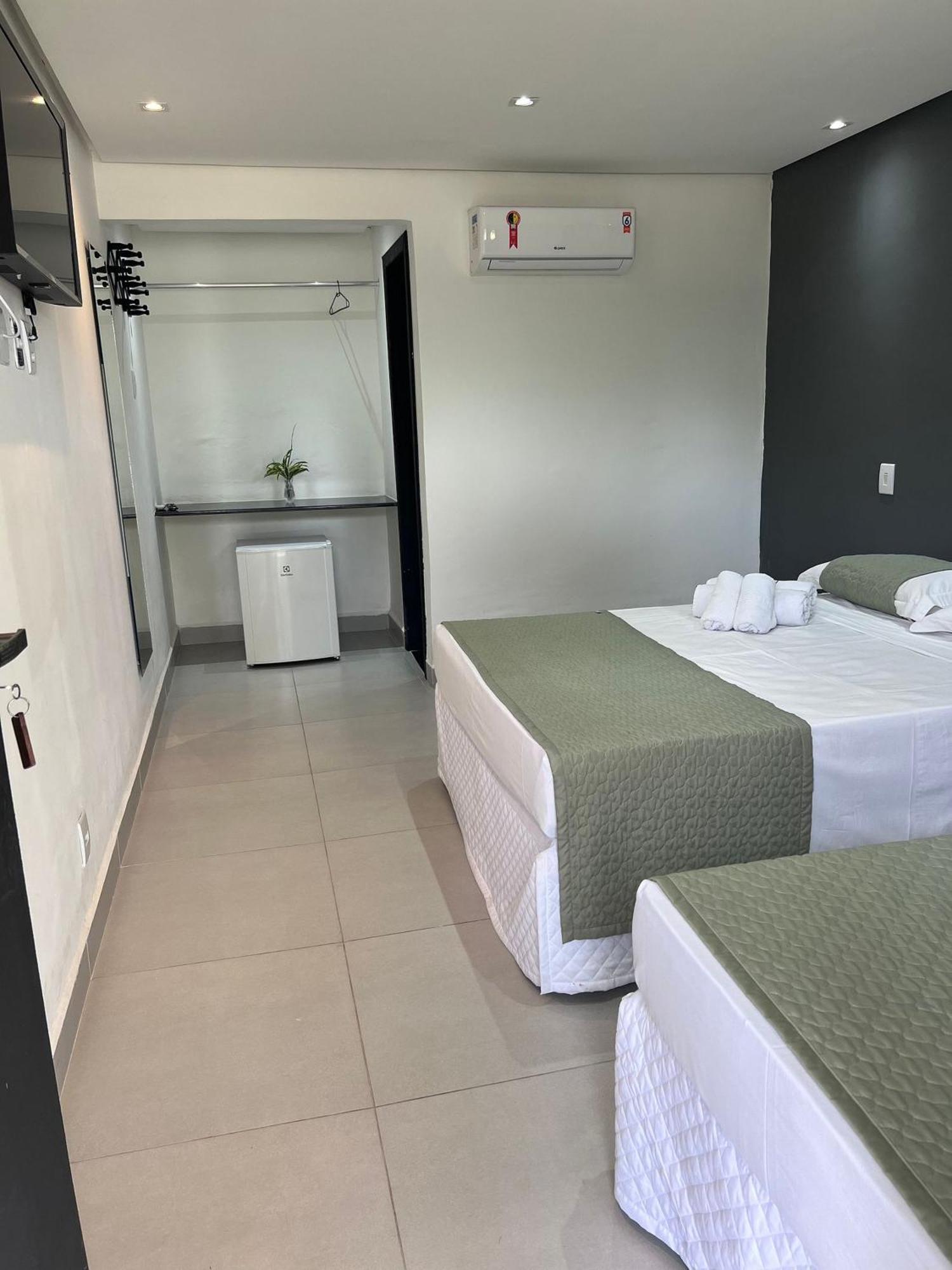 O Beira Mar Praia Hotel Esta Localizado Na Orla, Na Praia De Taperapuan, Cafe Incluso, Wi-Fi 500Mb, Piscinas, Estacionamento Privativo, Ar Condicionado Split, Smart Tv, Frigobar, Порто Сегуро Екстериор снимка